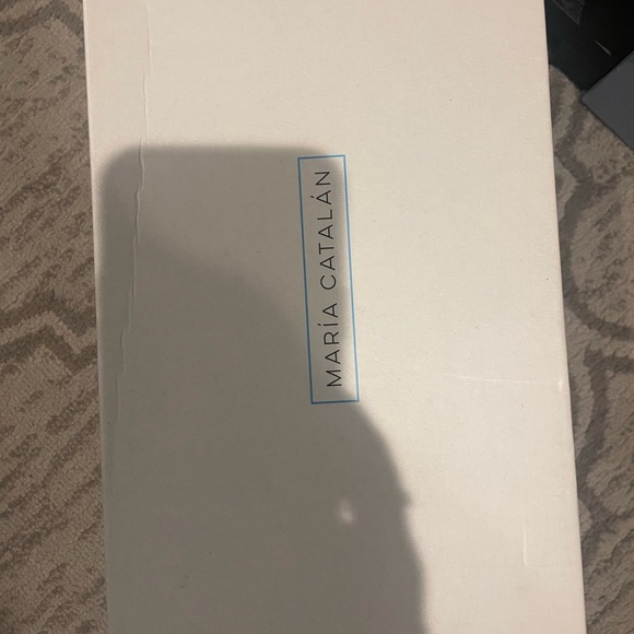 Maria Catalan boys tan suede shoe with Velcro -size 34 - Picture 5 of 5